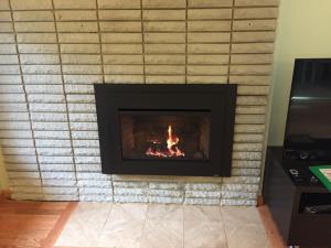 Travis Radiant Large Gas Insert With Times Square Face And Brick Fireback
