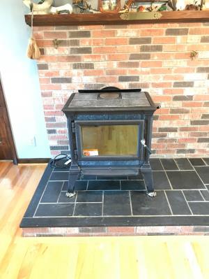 Hearthstone Heritage Wood Stove Matte Black With Polished 